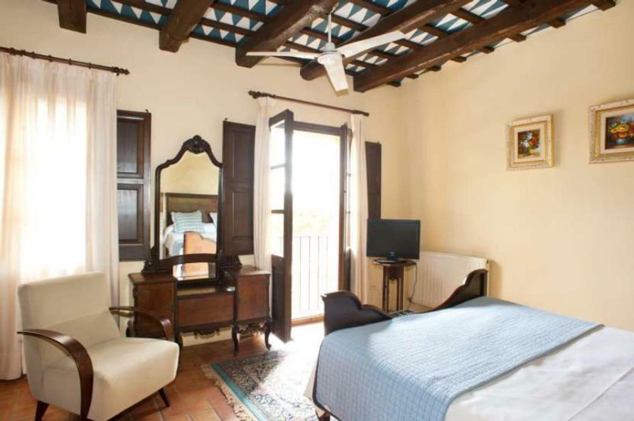 Hostal La Riera Torroella de Montgrí Zewnętrze zdjęcie